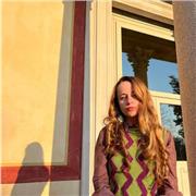 Studentessa di corso internazionale di design offre lezioni di inglese B2